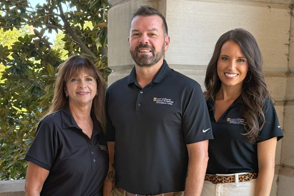 Consultants Sherri Thomas, Scott Salmons and Kaitie Bax.